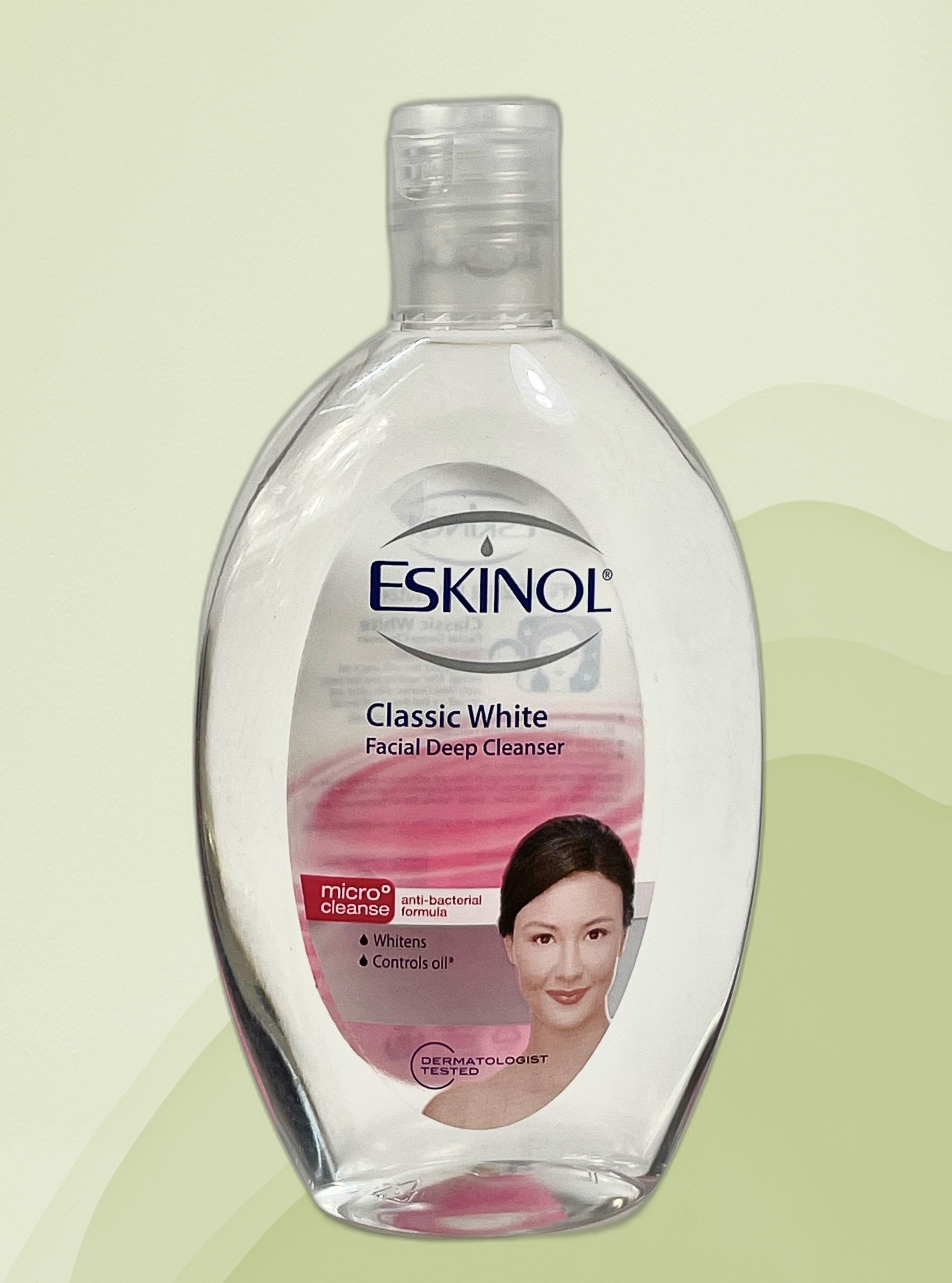 Eskinol Classic White Facial Deep Cleanser 225ml